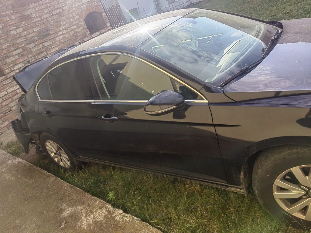 Vw Passat avariat