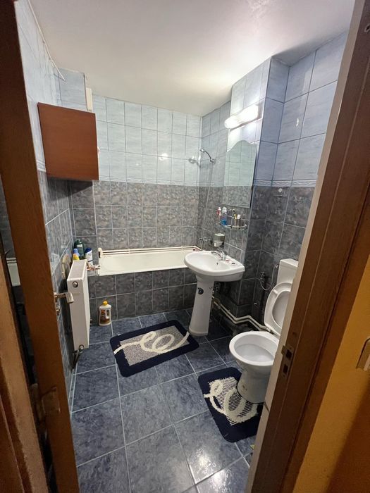 apartament 4 camere decomandat