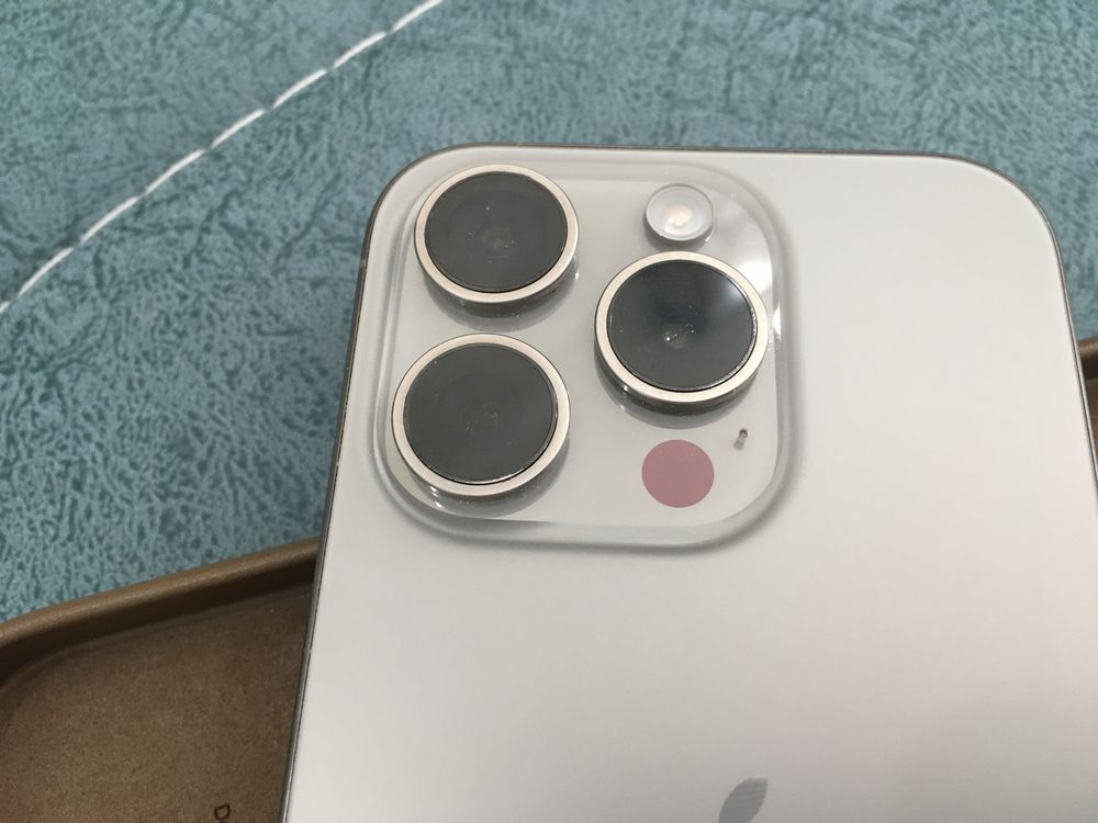 IPhone 15 pro 128gb full