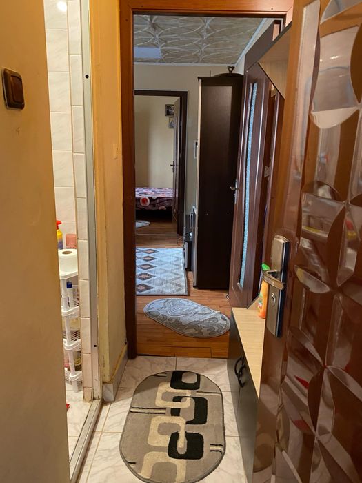 Apartament cu 2 camere in zona 9 mai
