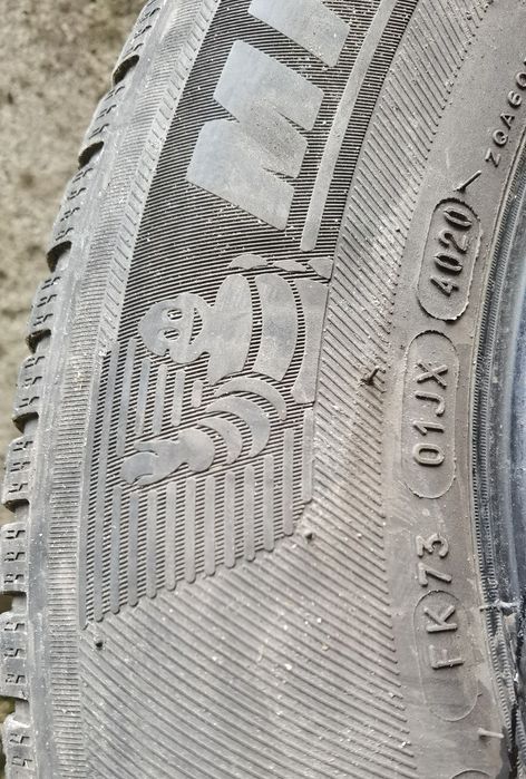 Michelin crossclimate SUV 235 60 r16