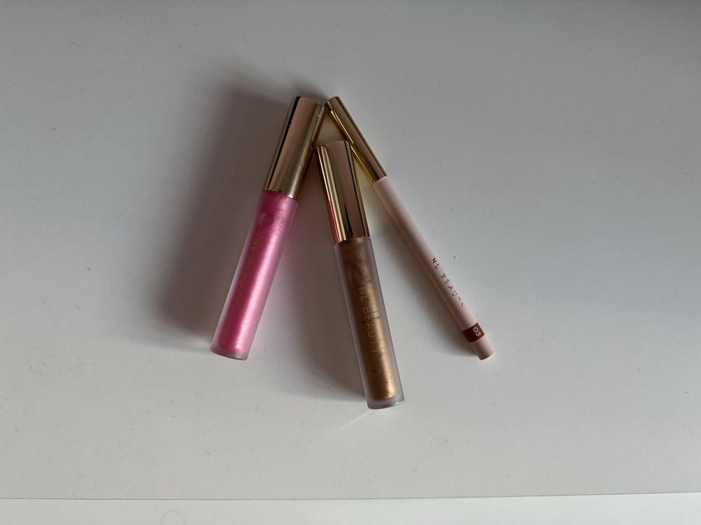 NL beauty гланцове и молив за устни НОВИ!