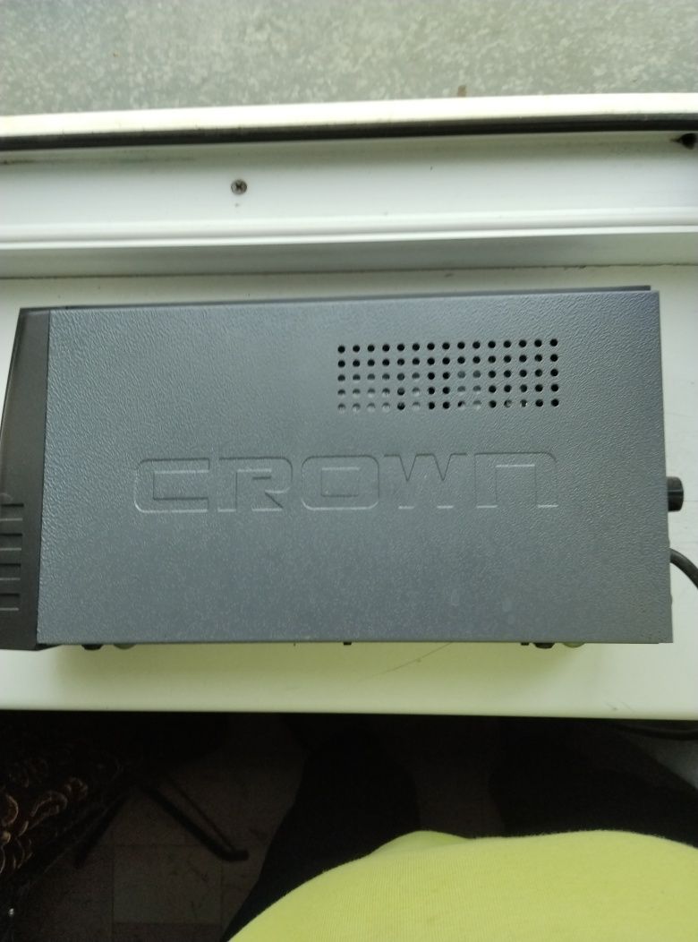 Продам стабилизатор напряжения CROWN -500