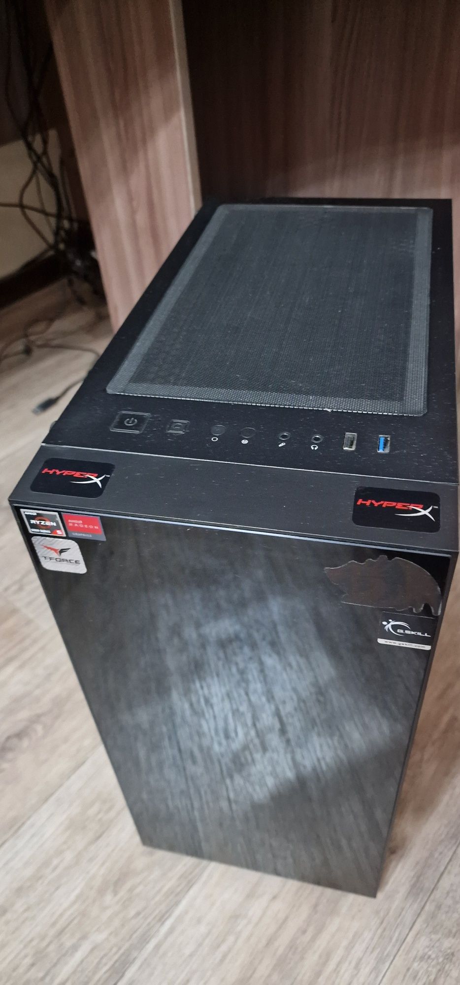 AMD Ryzen 5700x +32 GB G.skill