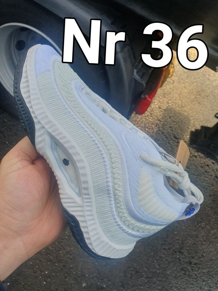 Nike cosmic unity 3 Nr 36 și 37.5