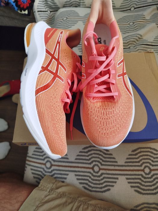 Adidași asics gel plus 14