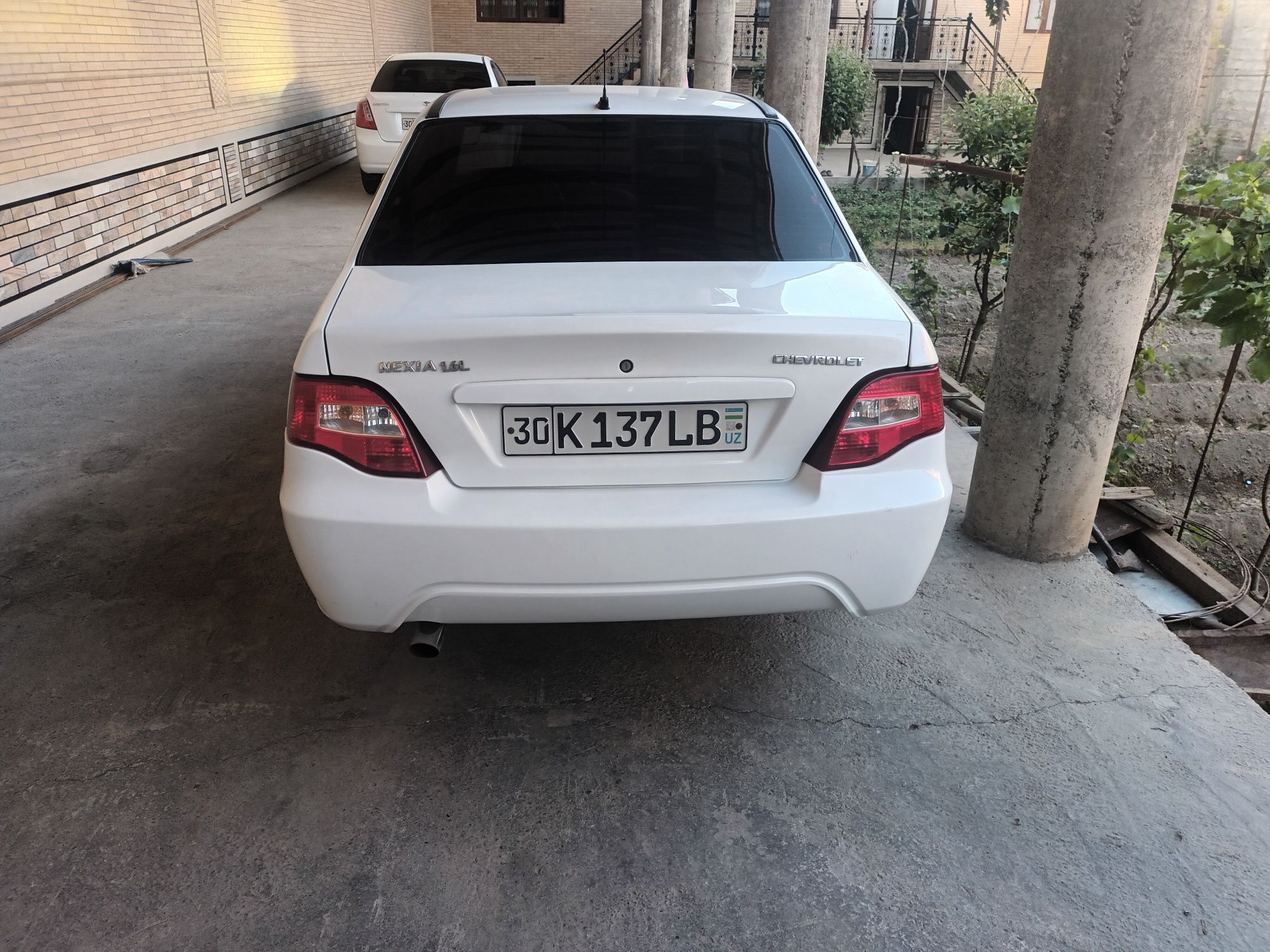 Chevrolet neksiya 2