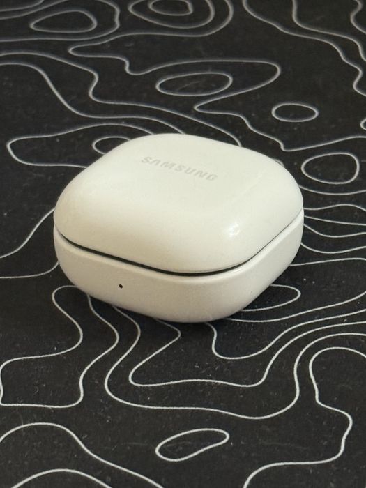 продам galaxy buds 2