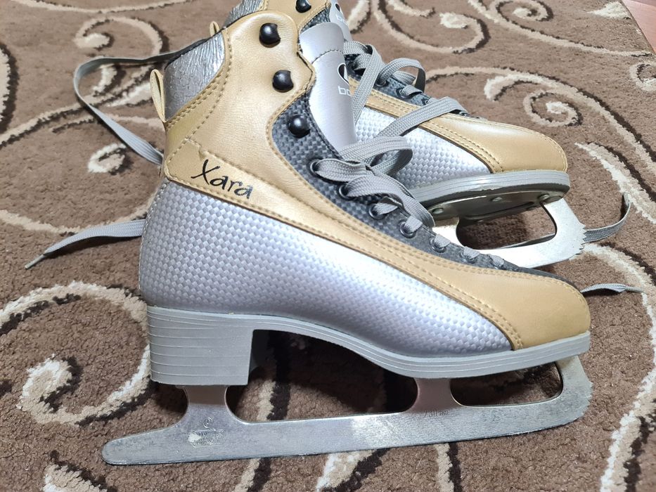 Продам коньки Botas Xara