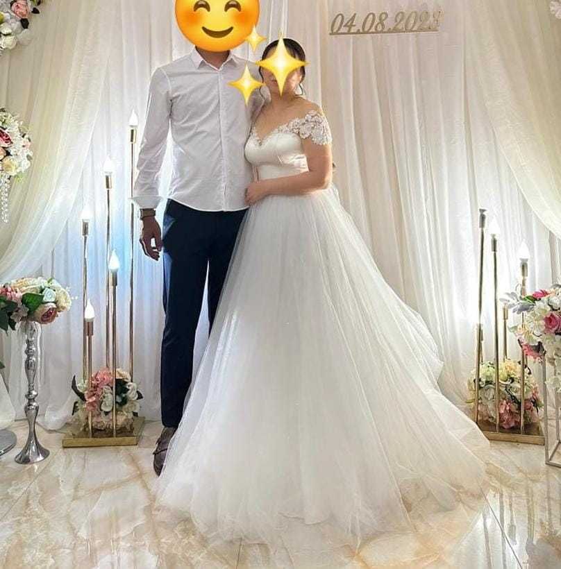 Свадебный платье