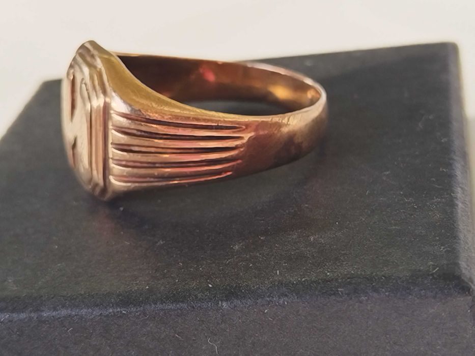 Златен масивен мъжки пръстен 9,90 гр. 14 карата