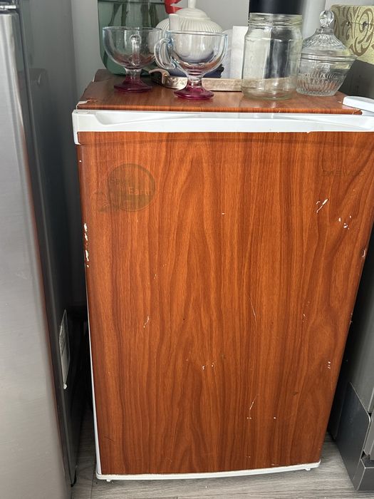 Холодильник маленький вместительный