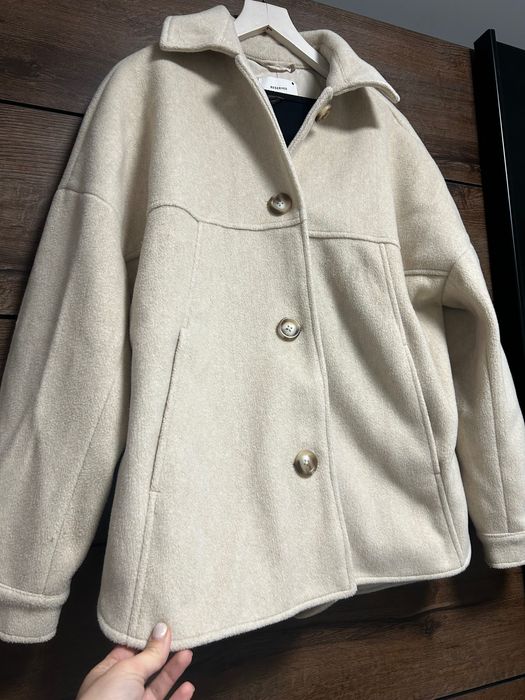 Дамско Палто reserved