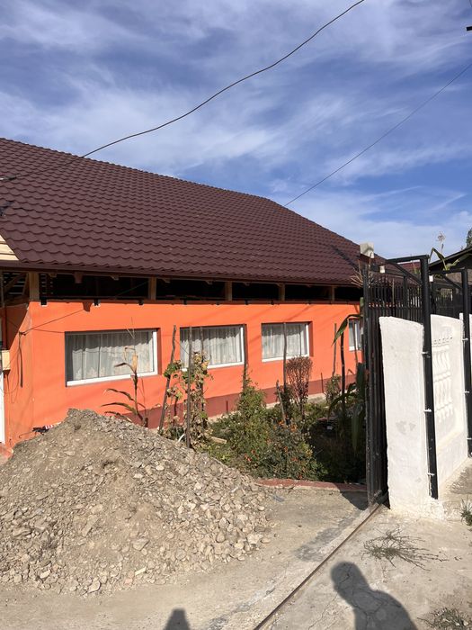 Acoperisuri reparații țigla metalica ceramica dulgherie