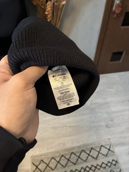 Caciula Columbia Nou cu eticheta !