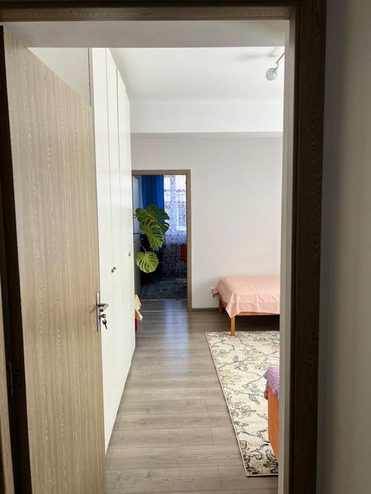 Apart 2 camere etj 2/3 zona de case, Militari, str Soarelui nr. 14,