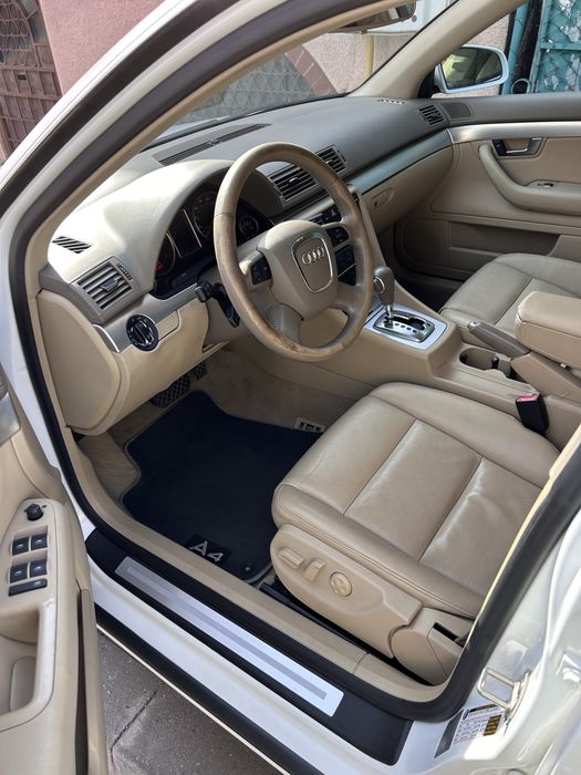 Audi A4 2.0 TFSI S-Line · Trapa Full