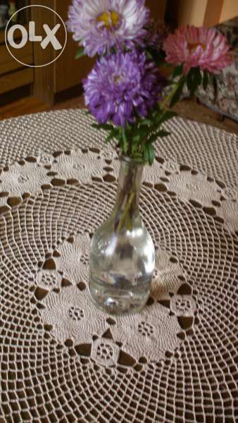 прекрасна плетена на 1 кука покривка