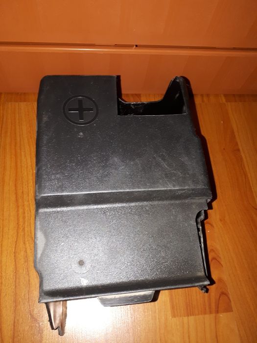 Capac protectie baterie auto Peugeot