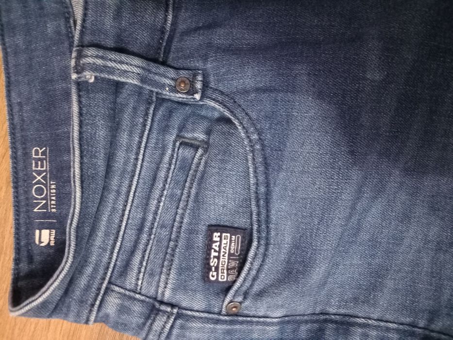 Четири чифта дамски  дънки Tommy Hilfiger, G star и други