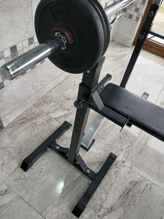 Лежанка с лост и тежести