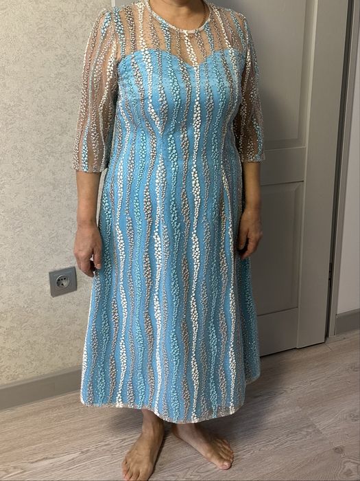 продам платье вечернее