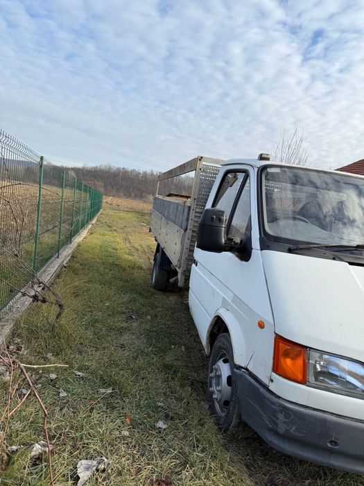 Vând camionetă utilitară ford transit