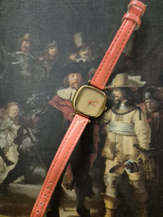 Немски часовник, Komono