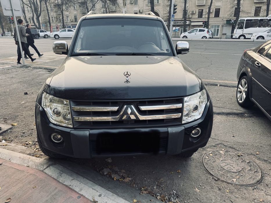 Mitsubishi pajero 2007 yil