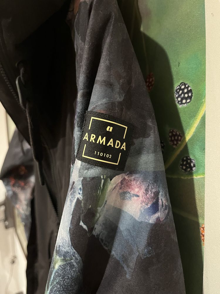Дамско ски яке ARMADA S