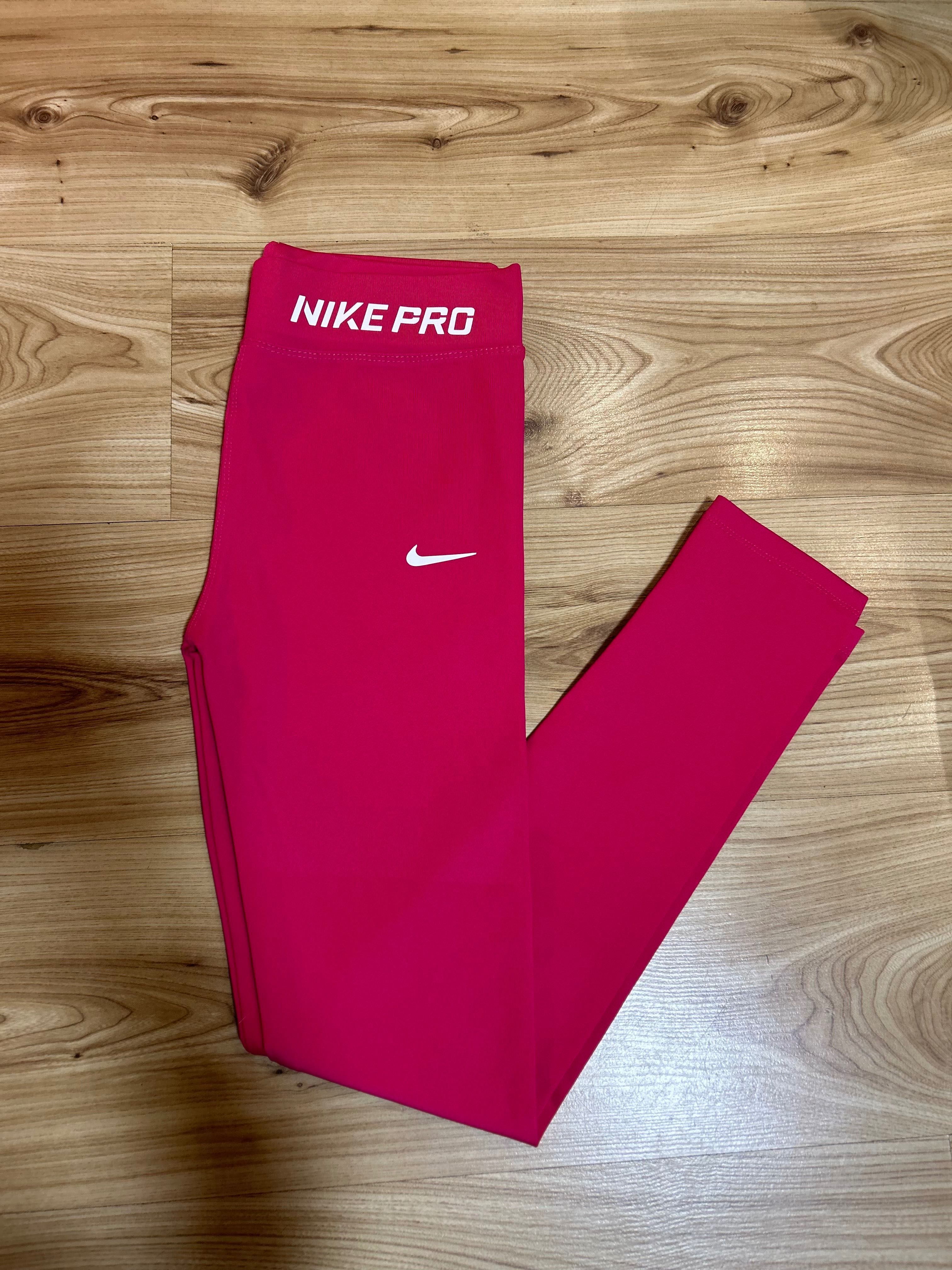 Дамски клинове Nike Pro