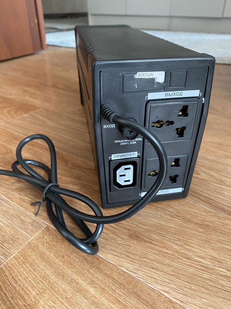 Продам ИБП SANTAK ups 800VA