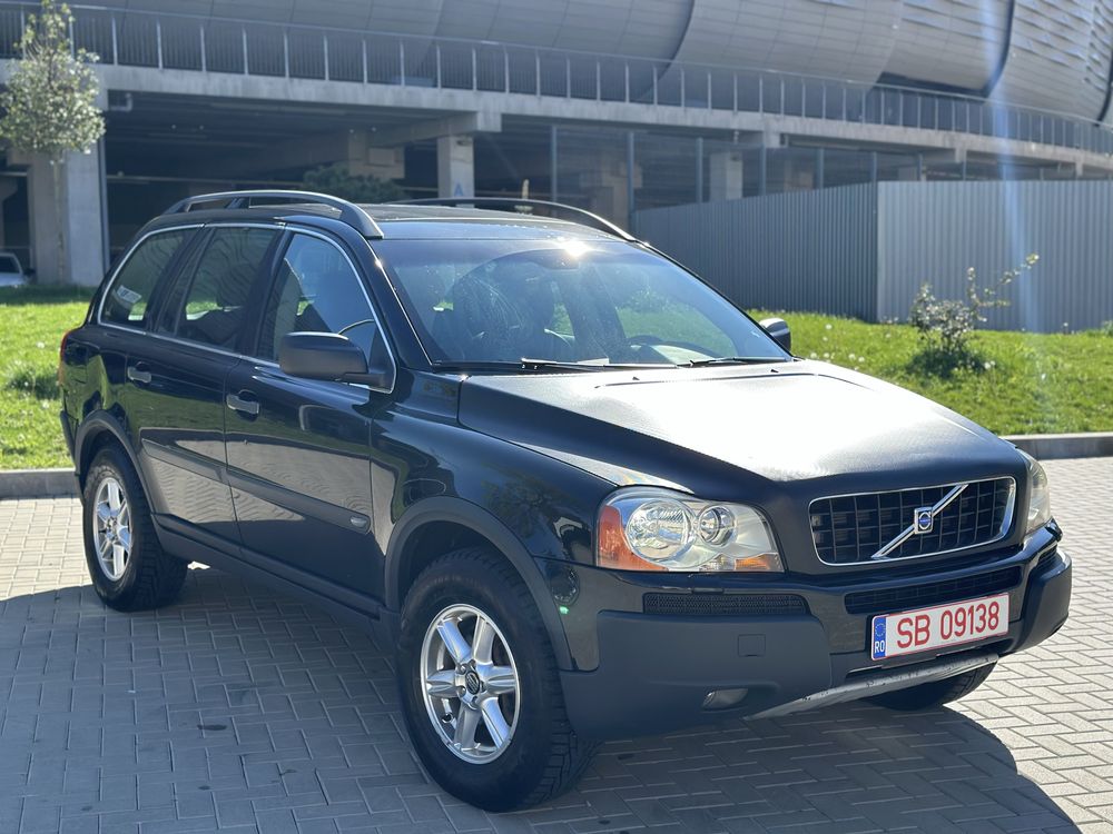 Volvo XC90 • 2.5i AWD 4x4 • Automatic • 90.000KM