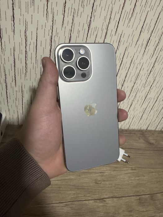 Iphone 15 pro max 256gb 88