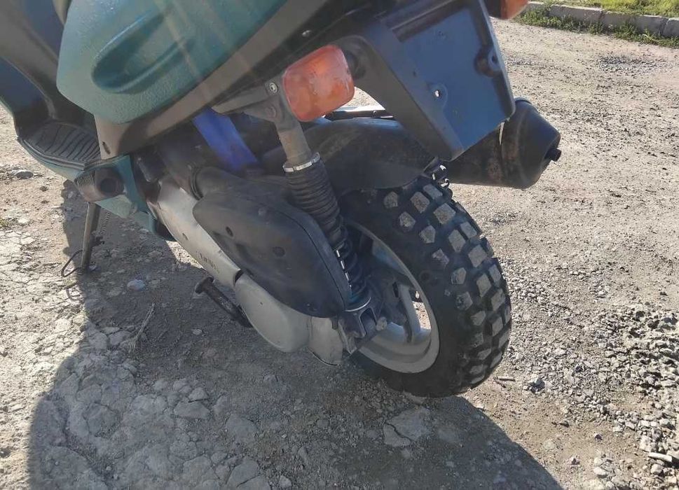 Скутер Aprilia Leonardo 150