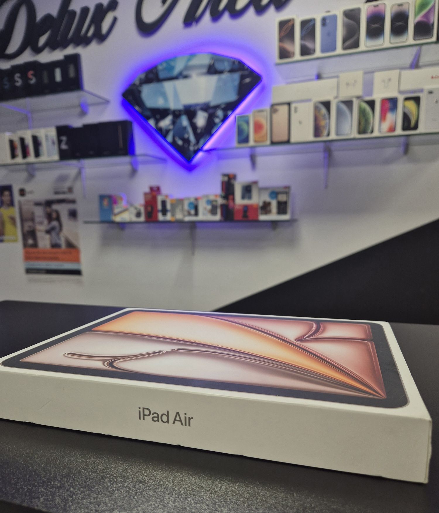 Ipad Air M3 2025 / 13 inch / sigilat / 256 GB / Space Gray / DeluxGSM