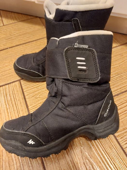 Cizme Quechua impermeabile mărime 32