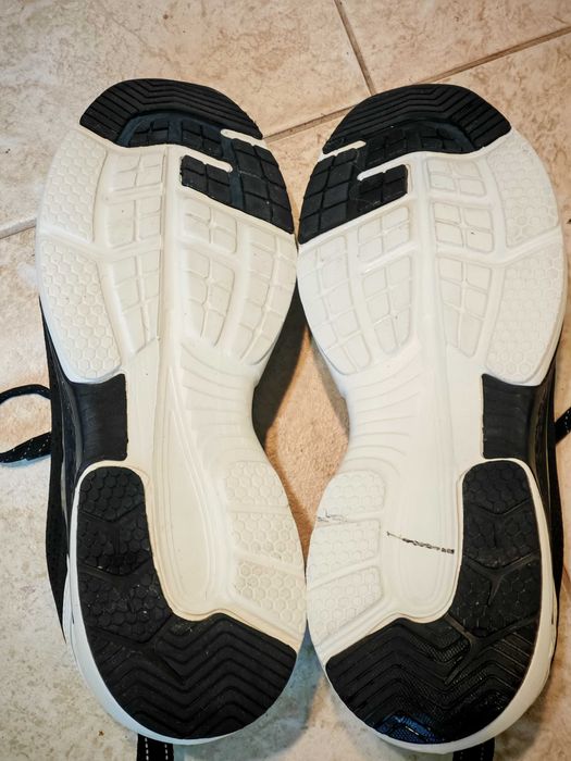 Чисто Нови Оригинални Маркови Маратонки RUNNERS TITANIUM 42 номер