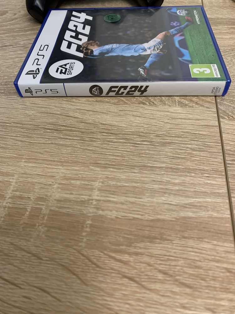 FC 24 PS5 в идеальном состояние