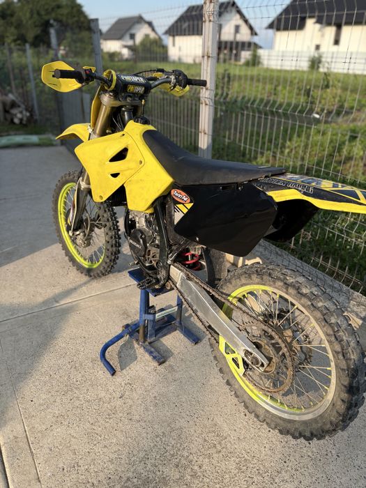 Vand Suzuki RM125