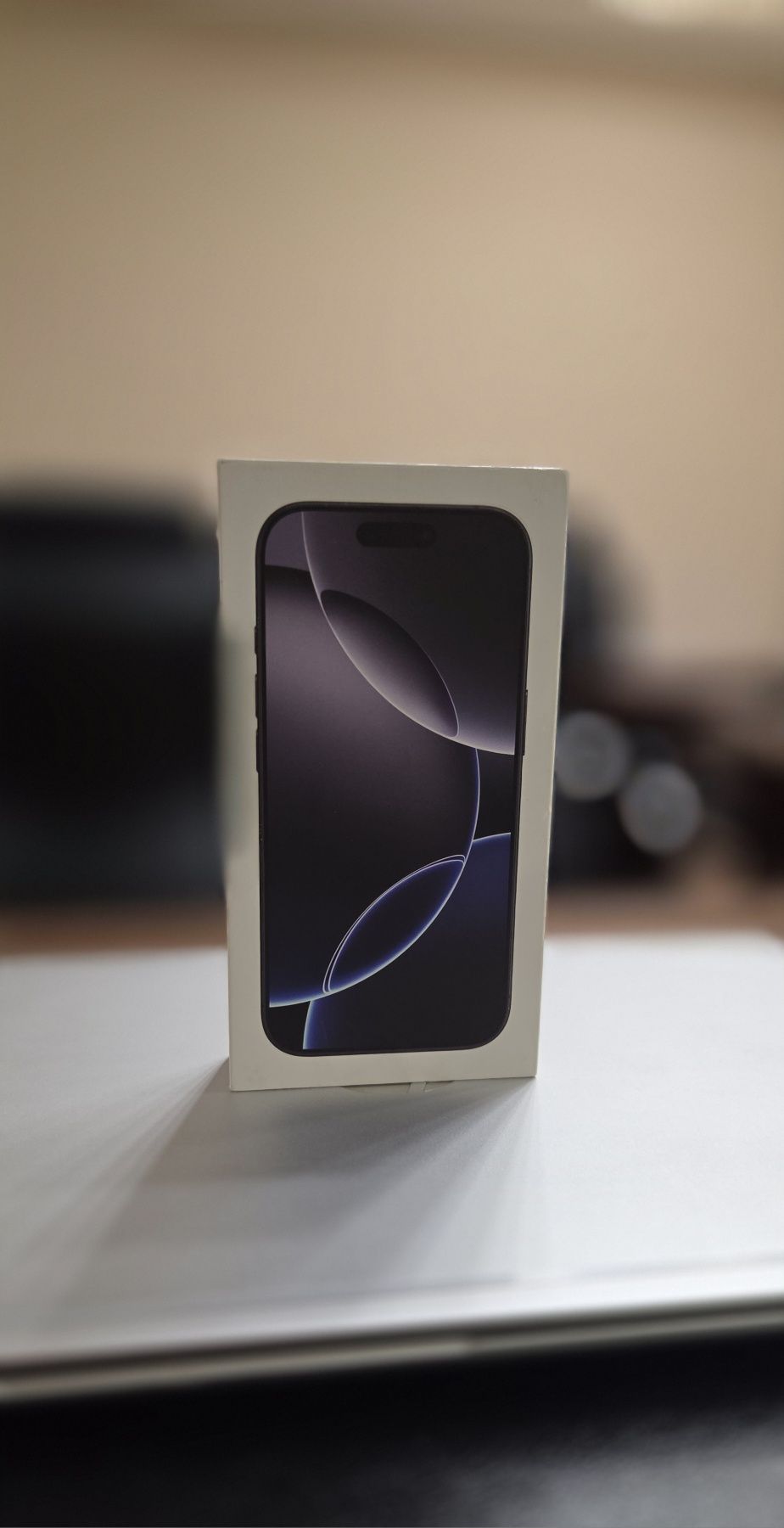 Iphone 16 pro 256 GB Sim karta qora
