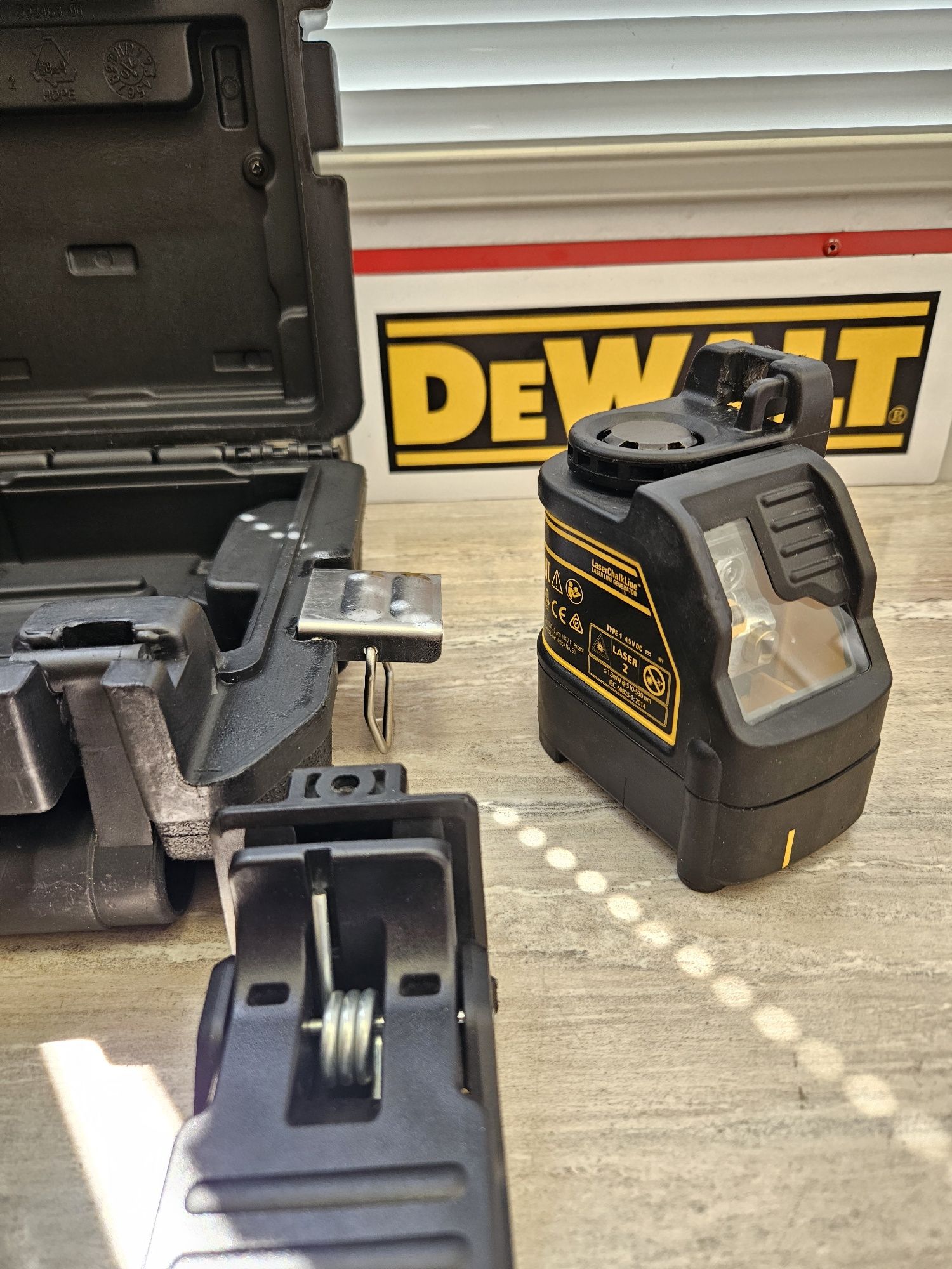 Dewalt Линеен Лазерен Нивелир DW088CG