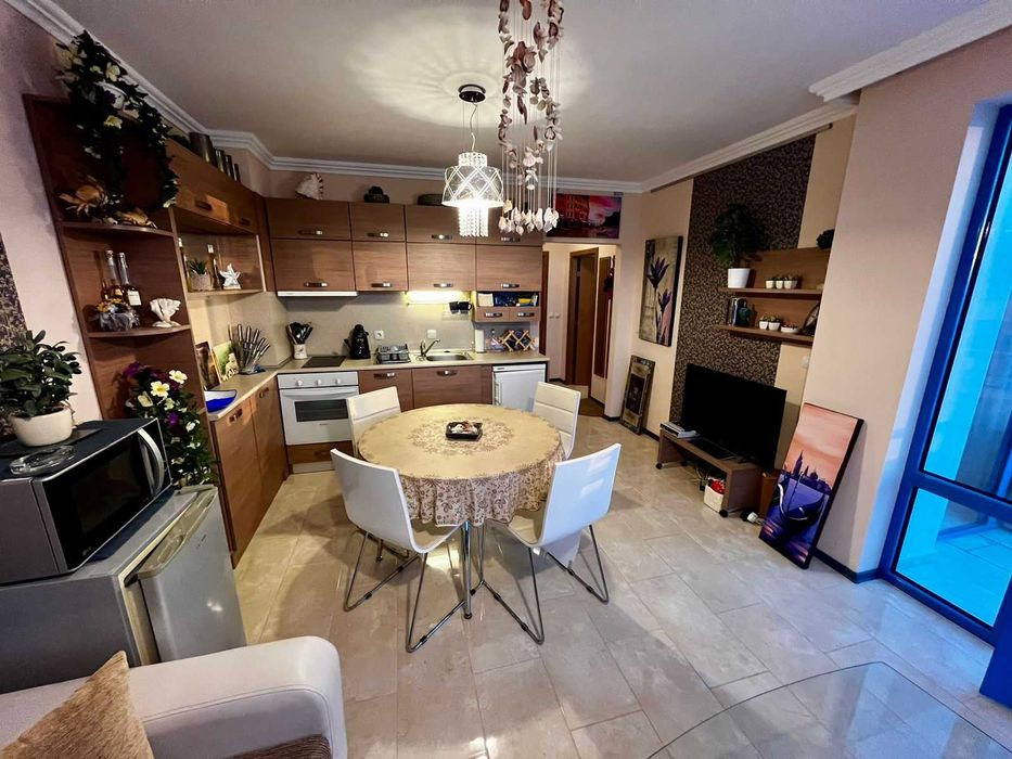 Продава се Двустаен апартамент в к.к. Слънчев бряг - 72 кв.м за 1292 €/кв.м - Снимка #4