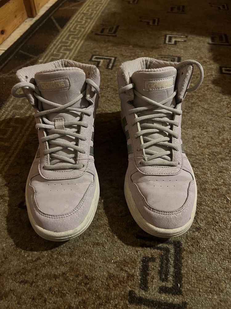 ADIDAS високи кецове