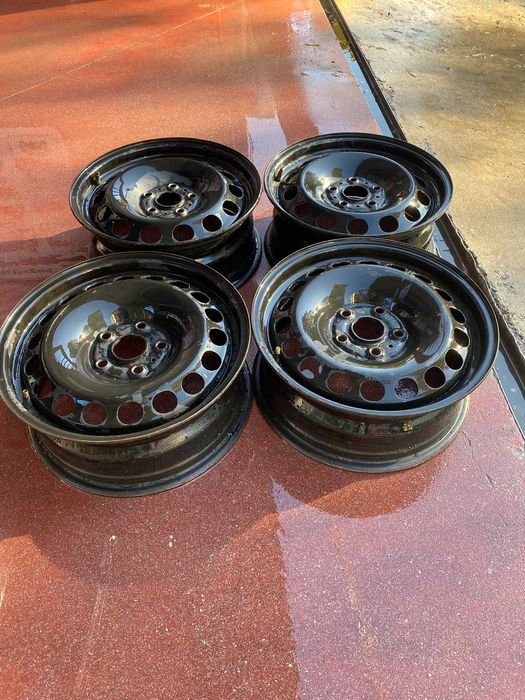 Koмплект от 5 оригинални железни джанти VW AG - 16” , 5 болта