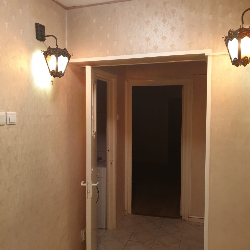 Inchiriez apartament piata unirii independenței patru camere