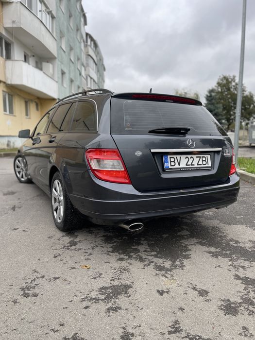 Mercedes-Benz C-Class W204 / 2.2 disel / an 2009