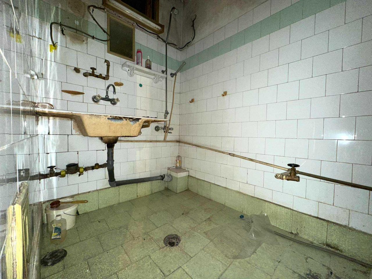 Продава се Тристаен апартамент в Горна Оряховица - 110 кв.м за 723 €/кв.м - Снимка #11