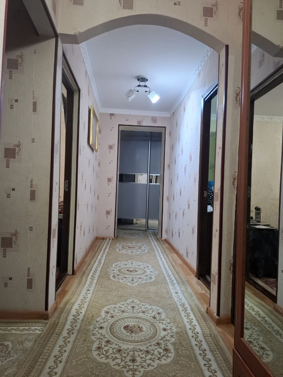 Продаётся 4х комнатная квартира