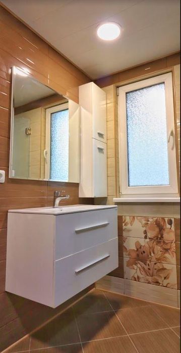 Дава се под наем Тристаен апартамент в Варна, Автогара - 90 кв.м за 700 € - Снимка #1